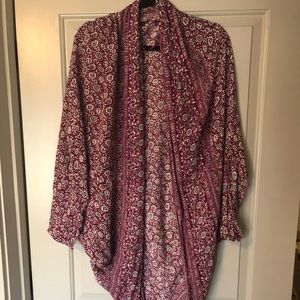 American Eagle Burgundy Printed Kimono - Size M